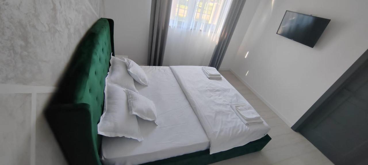 Casira Guesthouse Sînmartin المظهر الخارجي الصورة
