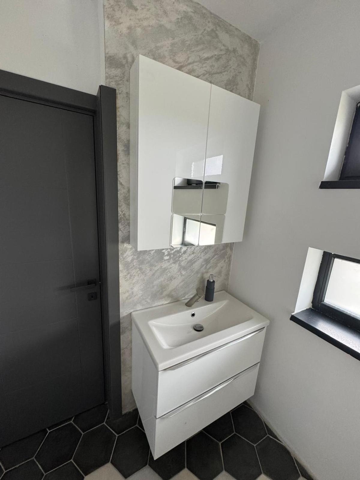 Casira Guesthouse Sînmartin المظهر الخارجي الصورة